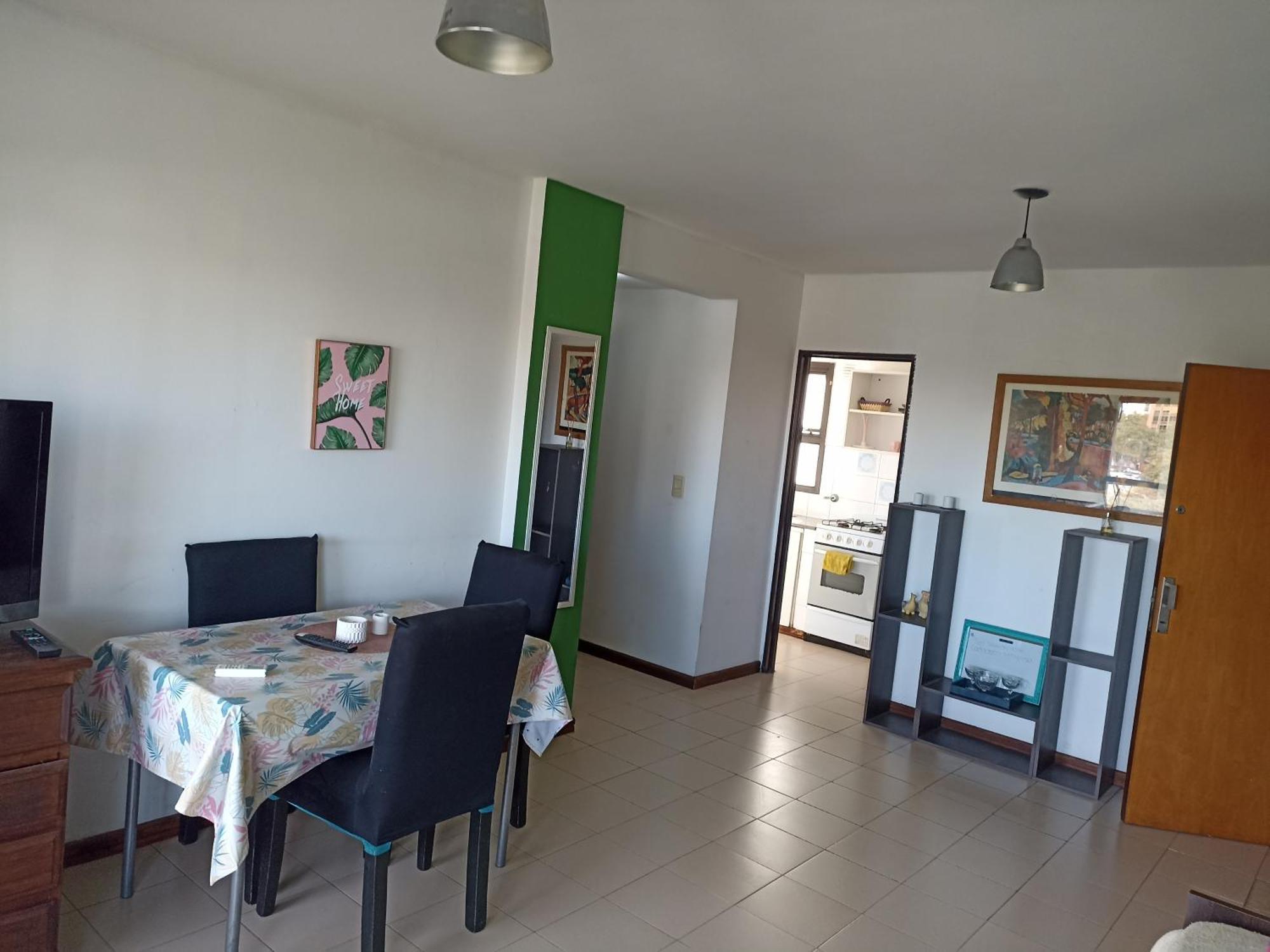 Departamento Plaza Moreno Con Balcon La Plata Exterior photo