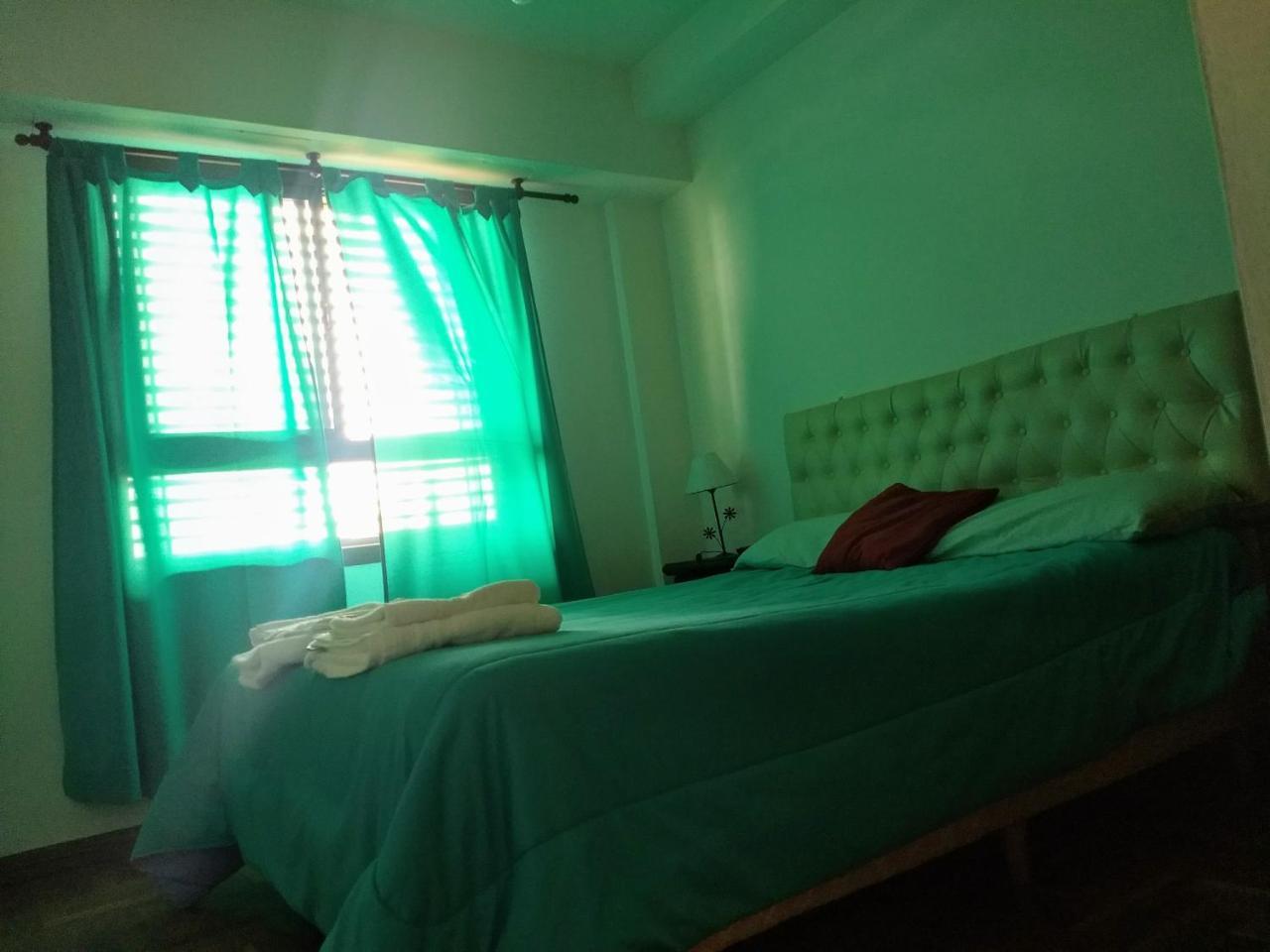 Departamento Plaza Moreno Con Balcon La Plata Exterior photo
